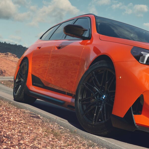 Genuine BMW G90 & G99 M5 M Performance Side Skirts In Gloss Carbon Fibre