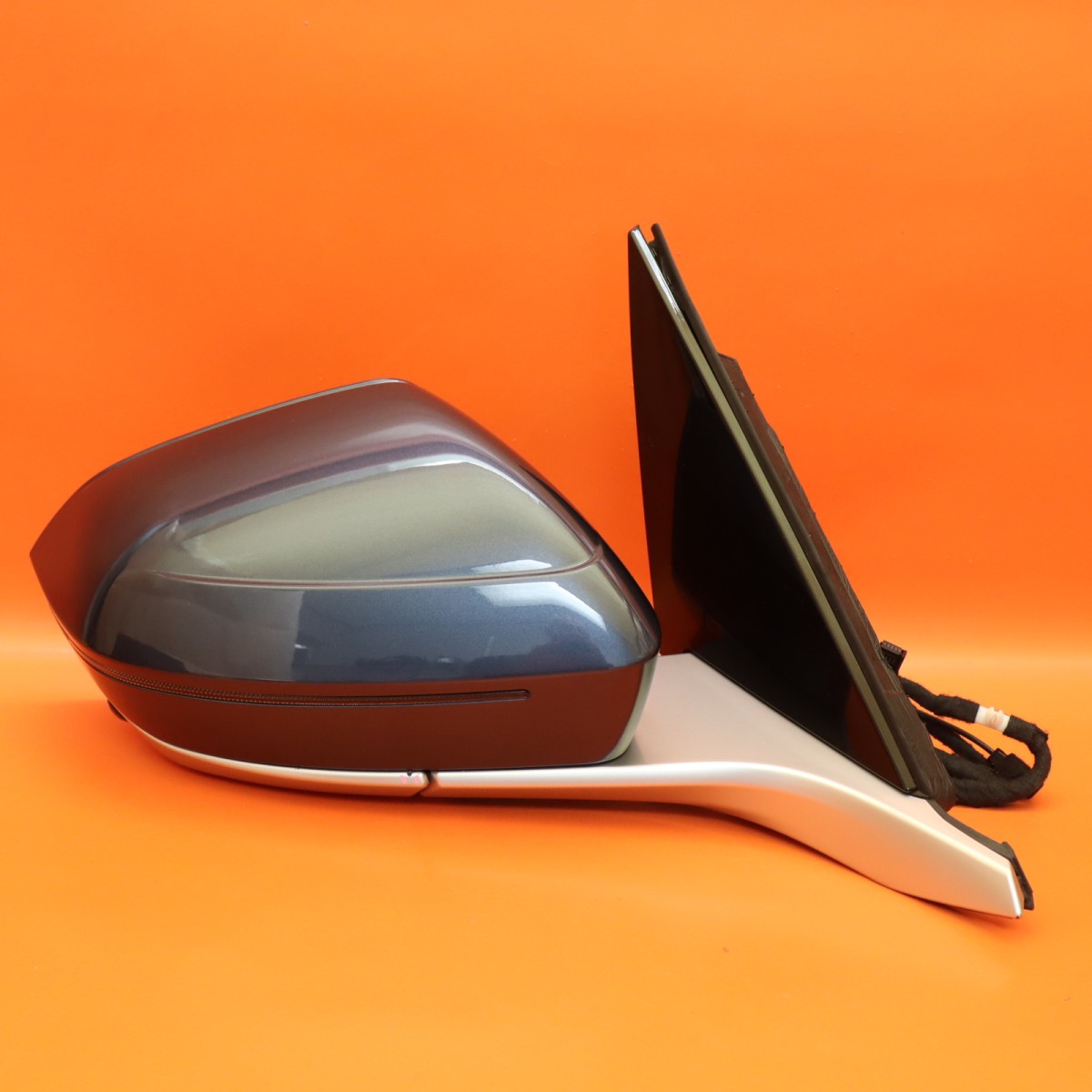 BMW X3 MIRROR RIGHT PASSENGER 2025 2026 51165A88162 CAMERA BLIND SPOT OEM